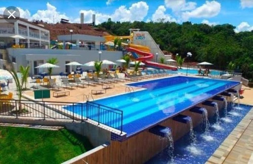 Caldas Novas Hotel | Relaxing Stay at Apartamento Resort do Lago with Pool & Hot Tub