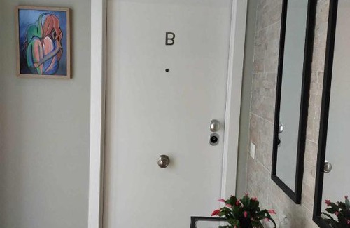 Pacifico Apartment | Elegant Stay at Apartamento Retiro with Child-Friendly Amenities