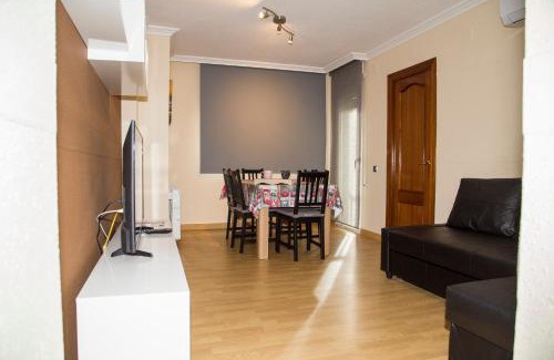 Reus Apartment | Oceanfront Apartment Reus 1 - Rated 9.5, Family-Friendly