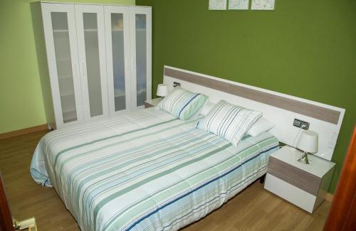 Reus Apartment | Oceanfront Apartment Reus 1 - Rated 9.5, Family-Friendly