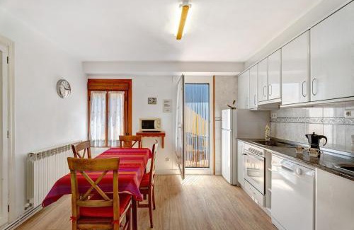 Torla Apartment | Discover the Comfort of Apartamento Rural Ordiso for Families