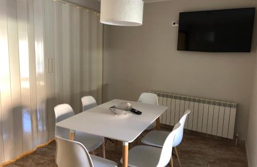 Fuenmayor Apartment | Cozy Apartamento Ruta del Vino: Pet & Child Friendly Stay