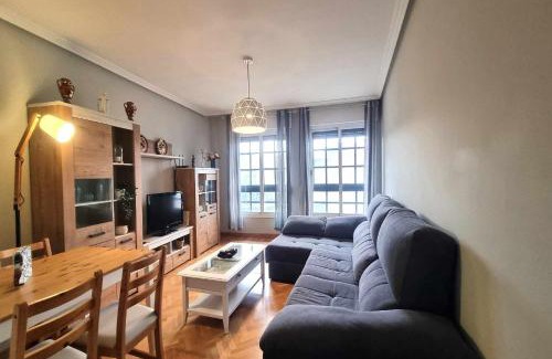 Posada de Llanes Apartment | Pet-Friendly Getaway at Apartamento Saavedra, 4-Star Comfort