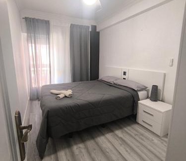 Barrio de San Lorenzo Apartment | Cozy Apartamento San Antón: Pet & Child Friendly Retreat