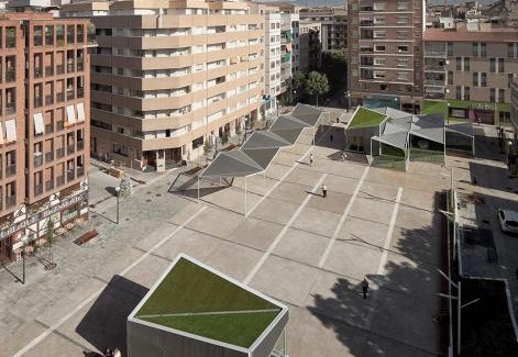 Barrio de San Lorenzo Apartment | Cozy Apartamento San Antón: Pet & Child Friendly Retreat
