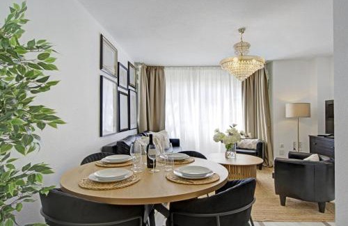 Armilla Apartment | Exceptional Family Retreat at Apartamento San Cayetano