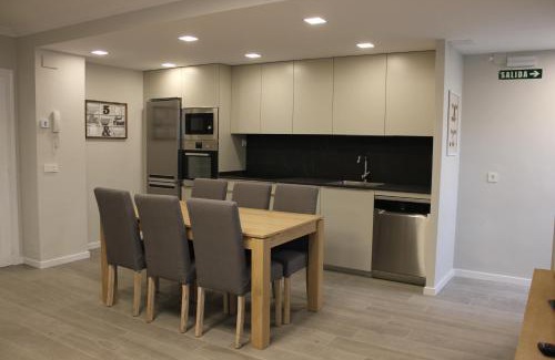 Sanguesa House | Family-Friendly Stay at Apartamento Sanguesa - 7/10 Rating