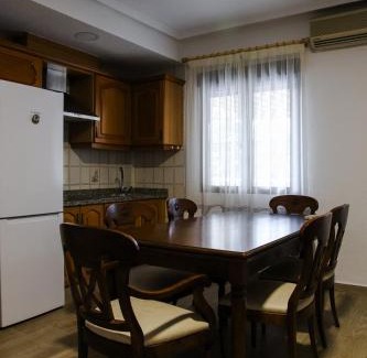 Santa Pola Apartment | Relax at Apartamento Puerto Santa Pola with Pool Access