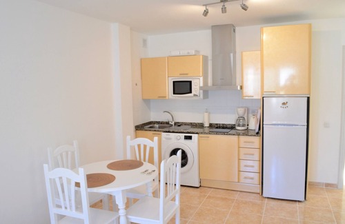 Morro Jable Apartment | Beachside Retreat: Apartamento Sarah 2A with Free WIFI