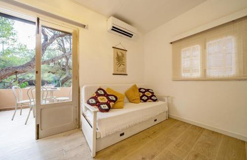 Calo de Sant Agusti Apartment | Oceanfront Apartment Ses Botges - Family-Friendly Retreat
