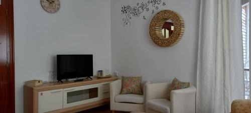 La Guardia Apartment | Pet-Friendly Getaway at Apartamento Sevilla 3, Rated 9.5