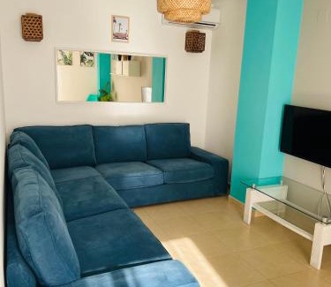 Peniscola Apartment | Ideal 3-Bedroom Apartment with AC & WiFi, Steps from Beach
