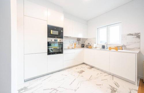 Setubal Apartment | Historic City Center Apartment with Ocean View and Family-Friendly Amenities