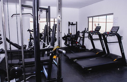Morada do Ouro Apartment | Stylish Loft Felau: Guest Rated 9.8, Pet Friendly & Pool