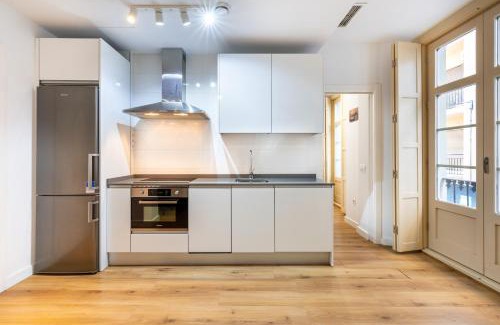 Ensanche Centro Apartment | Elegant Soho Apartment in Málaga - Rated 9.7/10!