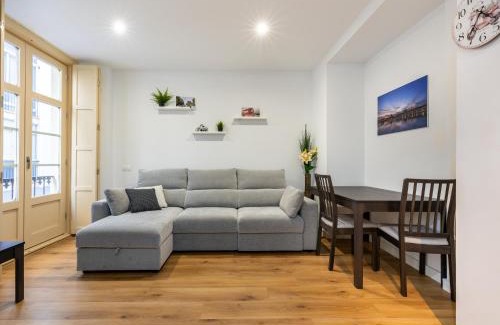 Ensanche Centro Apartment | Elegant Soho Apartment in Málaga - Rated 9.7/10!