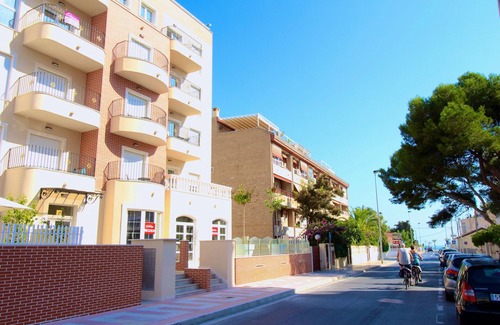 Coveta Fuma Apartment | Bright Ocean View Apartment with Pool and Spa Amenities