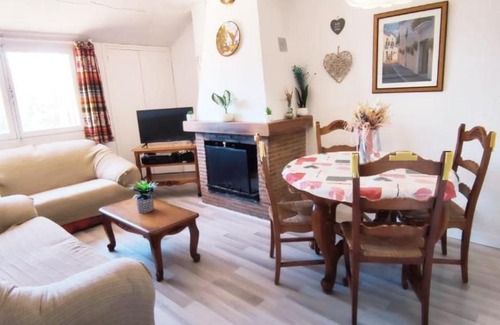 Alcala de la Selva Apartment | Comfortable Stay at Apartamento Solano in Alcalá, Perfect for Relaxation