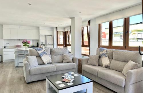 Somo Apartment | Discover El Ventanal de Somo: Family-Friendly & Parking