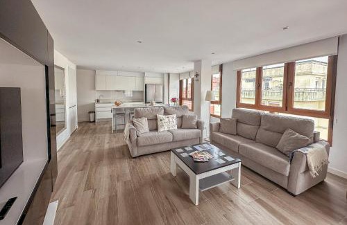 Somo Apartment | Discover El Ventanal de Somo: Family-Friendly & Parking