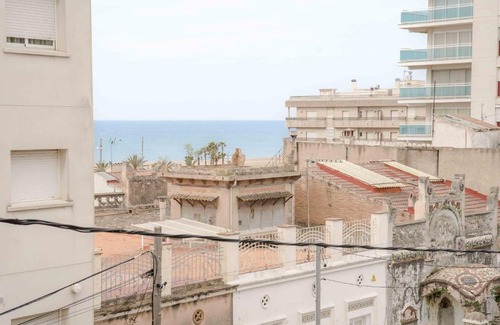 Comarruga Apartment | Relaxing Spa Retreat at Apartamento Coma-ruga by MarCalma