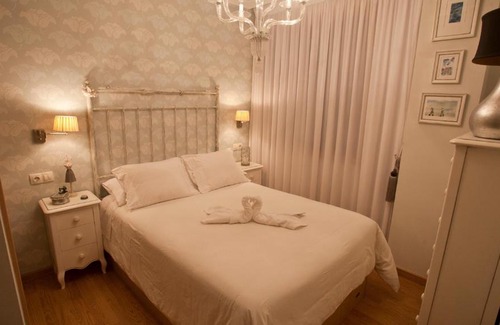 O Rosal Apartment | Ocean View Apartment Spellos - Guest Rated 10/10 with Hot Tub