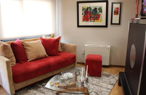 O Rosal Apartment | Ocean View Apartment Spellos - Guest Rated 10/10 with Hot Tub
