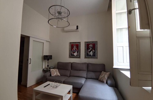 San Vicente Apartment | Elegant Spinola Home: 4-Star Family-Friendly Retreat