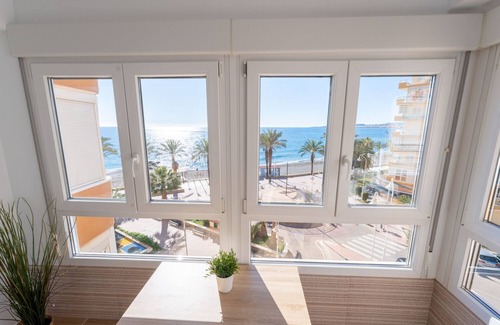 Algarrobo Apartment | Inviting Ocean View Apartment Sunset Algarrobo with Pool