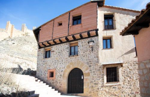 Albarracin Apartment | Guest Rated: 9.8 at Apartamento Subida Las Torres