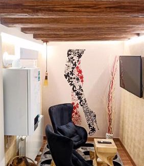 Logrono Historic Centre Apartment | Cozy Suite for Two with Exceptional 9.6/10 Guest Rating