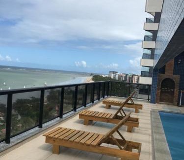Pajucara Apartment | Oceanfront Apartment in Maceio Pajucara - Rated 10/10!