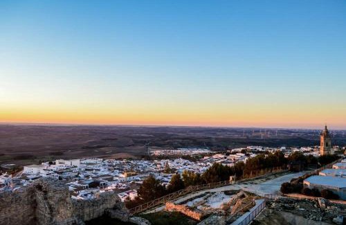 Medina-Sidonia Apartment | Top-Rated Family Haven: Apartamento Thebussem Awaits You