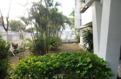 Petare Apartment | Cozy Studio Apartment with Breakfast & Pet-Friendly Perks