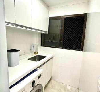 Loteamento Joao Batista Juliao Apartment | Top-Rated Beachfront Apartment in Guarujá with Pool