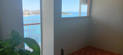 L'Albufereta Apartment | Oceanfront Apartment Torre Alacant - Rated 9.7/10 by Guests