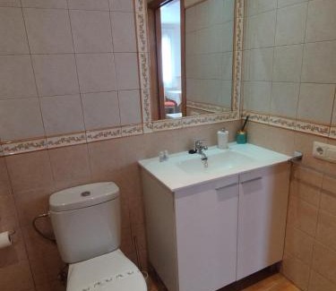 Valderrobres Apartment | Family-Friendly Stay at Apartamento Torre Sancho - Rated 9.3