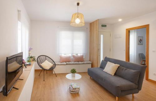 Arroniz Apartment | Top-Rated Ana Apartamento Turístico with Pool & Family Fun