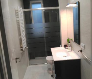 Rochapea Apartment | Pet-Friendly Getaway at Apartamento Turístico Marcelo Celayeta