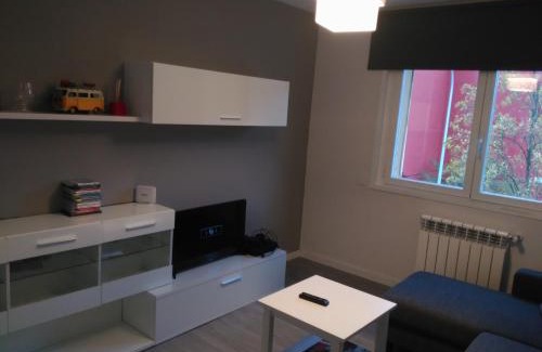 Rochapea Apartment | Pet-Friendly Getaway at Apartamento Turístico Marcelo Celayeta