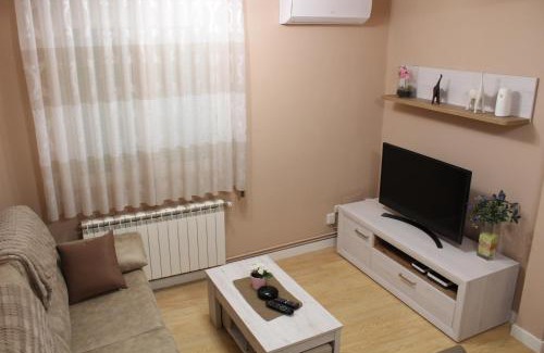 Guadalajara Apartment | Pet-Friendly Retreat at Apartamento Turistico La Cañada