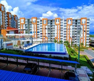 Girardot Apartment | Family-Friendly Apartment in Girardot with Pools & Jacuzzis