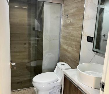 Lecherías Apartment | Top-Rated Lecheria Thai with Private Beach and Pool