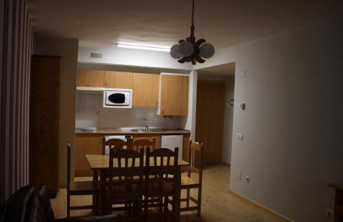 Canfranc-Estacion Apartment | Family-Friendly Getaway at Apartamento Viman - Rated 9.4/10
