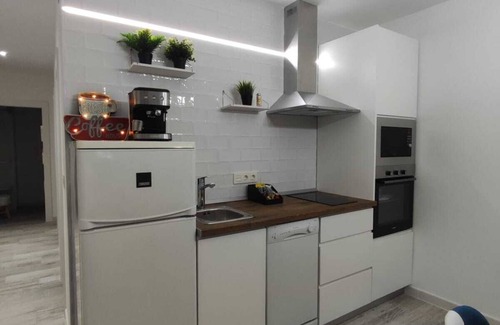 Pradollano Apartment | Inviting Apartamento Vista Nevada: Family-Friendly Retreat