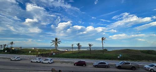 Mariricu Apartment | Oceanfront Retreat: Apartamento Pôr do Sol with Ocean View