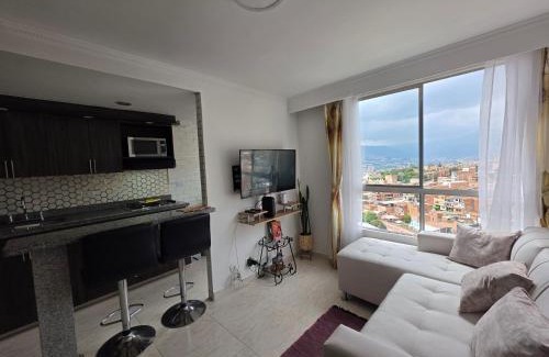 Villa Hermosa Apartment | Inviting Apartment with Scenic Views Near City Center