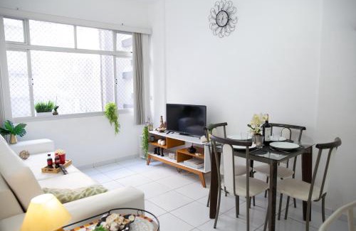 Centro Apartment | Cozy Getaway: 20m to Beach with Oceanfront Views