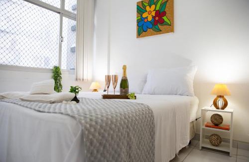 Centro Apartment | Cozy Getaway: 20m to Beach with Oceanfront Views