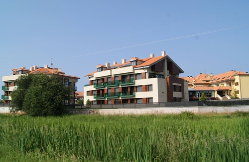 La Portilla Apartment | Enjoy Oceanfront Comfort at Apartamentos Albatros